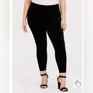 Black Velvet Pixie Pant
